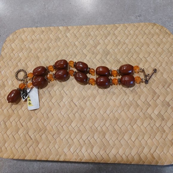 VINTAGE Women's Brown Wood/Plastic Beads w/Brass Separators & Larait Closure - Picture 13 of 13